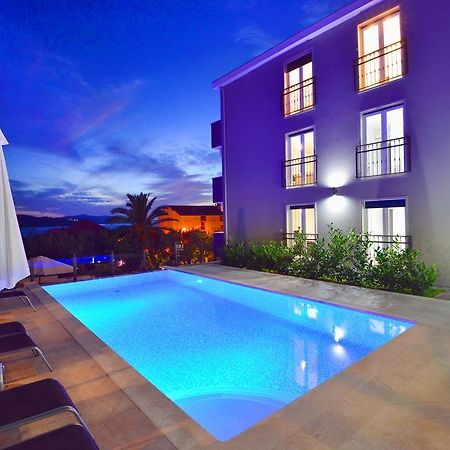 Apartments Villa Coratina Trogir Exterior foto