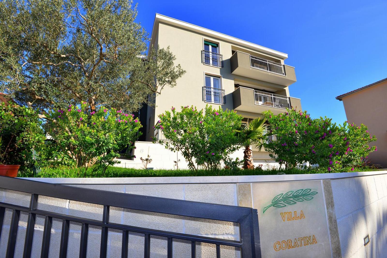 Apartments Villa Coratina Trogir Exterior foto