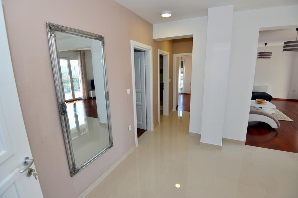Apartments Villa Coratina Trogir Exterior foto