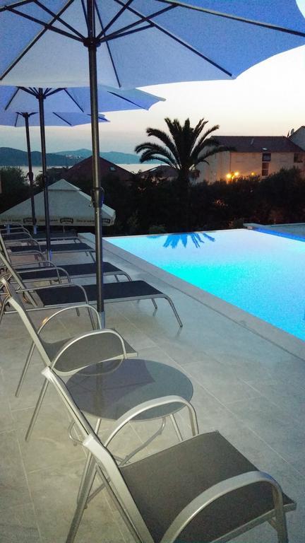 Apartments Villa Coratina Trogir Exterior foto