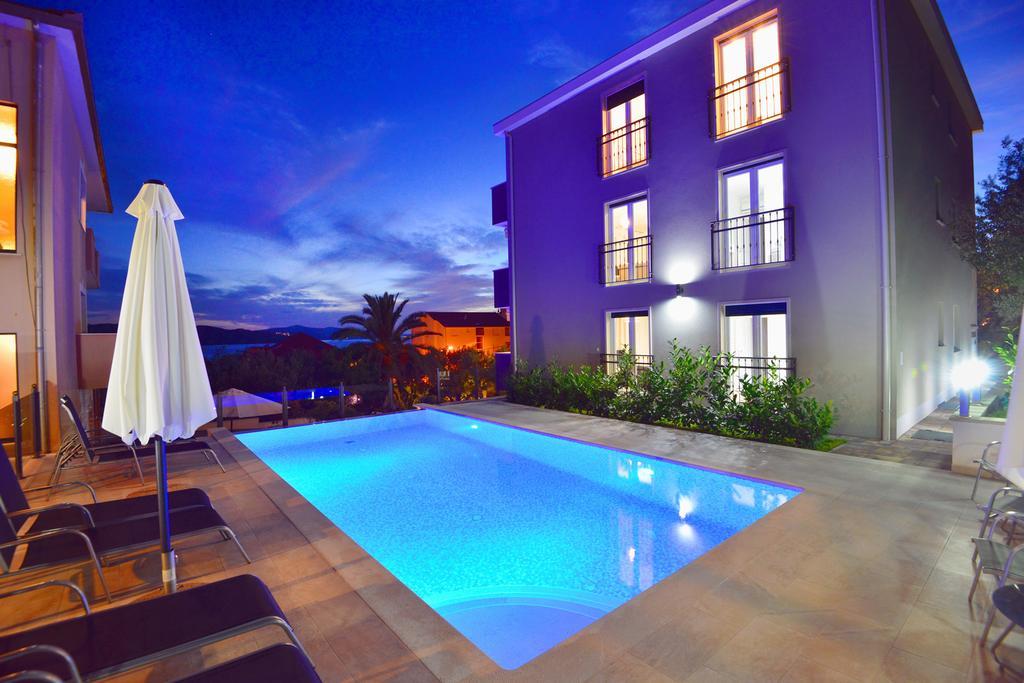 Apartments Villa Coratina Trogir Exterior foto